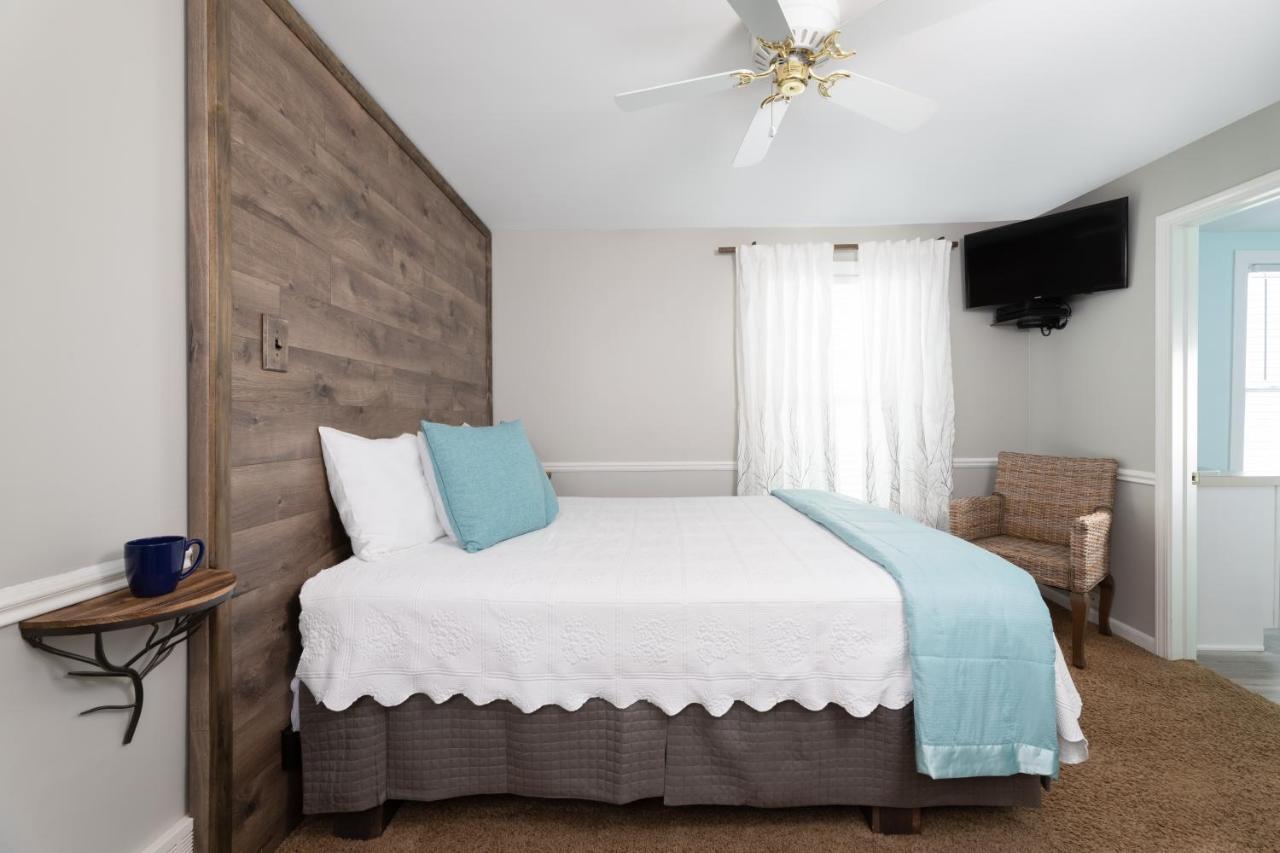 غراند هيفن Looking Glass Beachfront Inn المظهر الخارجي الصورة